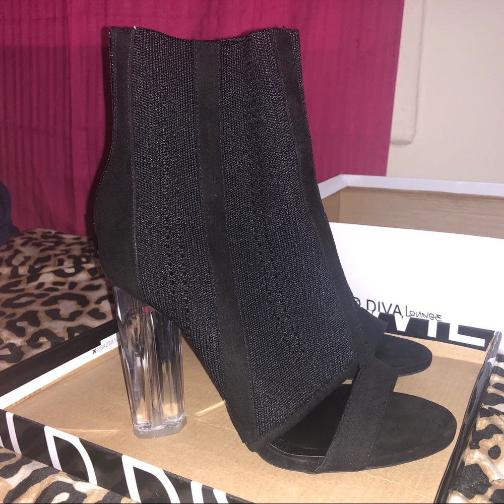 Black Heels size 8